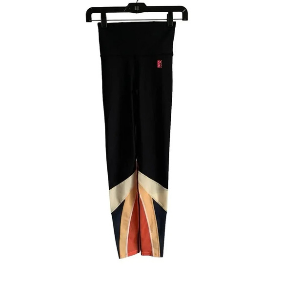 PE Nation Left Field Legging in Black Size XS - Picture 3 of 9